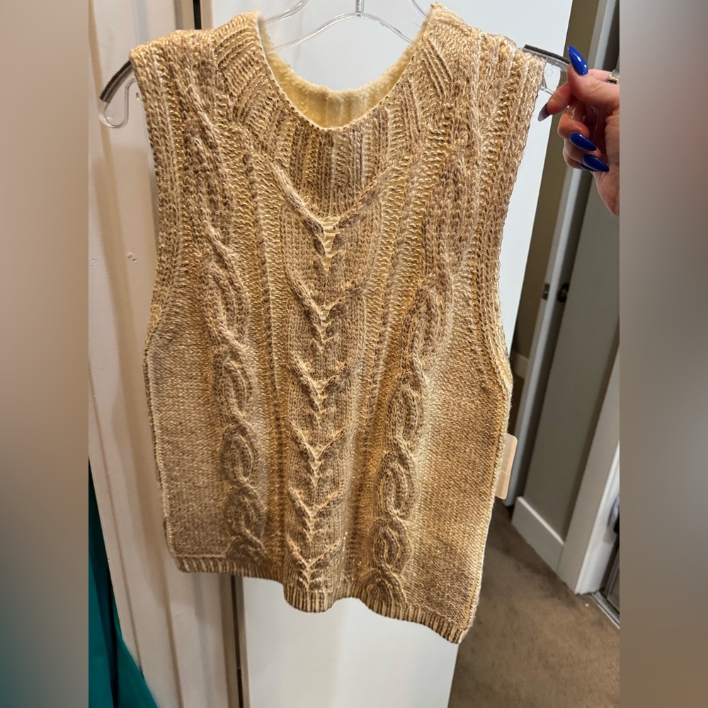 Brushed gold short sleeve sweater